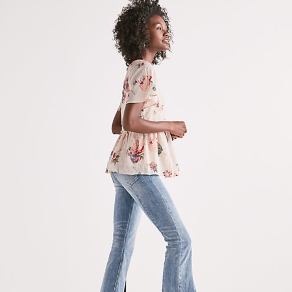 NWT Lucky Brand Floral Flutter Top - Picture 3 of 8